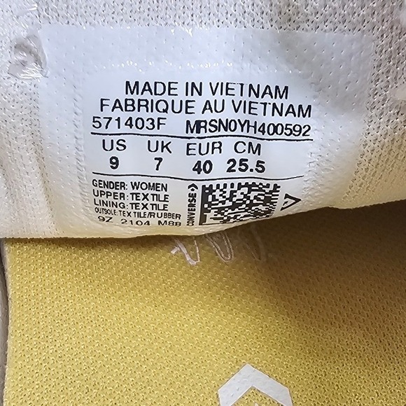 Converse Women's Chuck Taylor All-Star Low Sneaker Ox Gold (571403F) - Picture 8 of 8